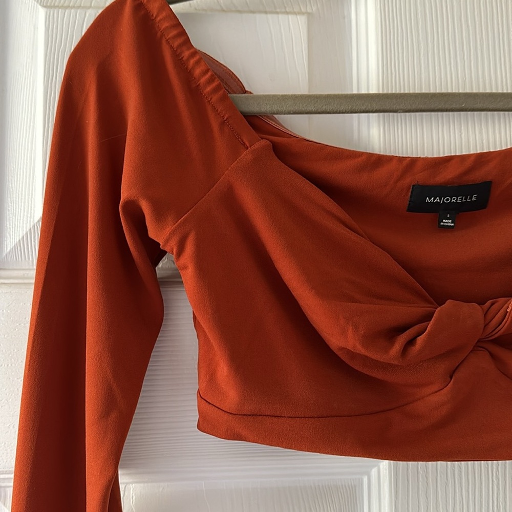 Majorelle Twist Crop Top Brick Red SM